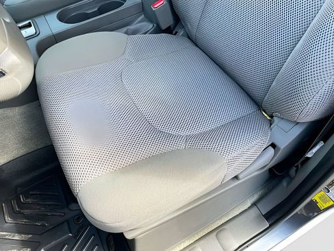 Used 2018 Nissan Frontier SV w/ Value Truck Package RWD image 18