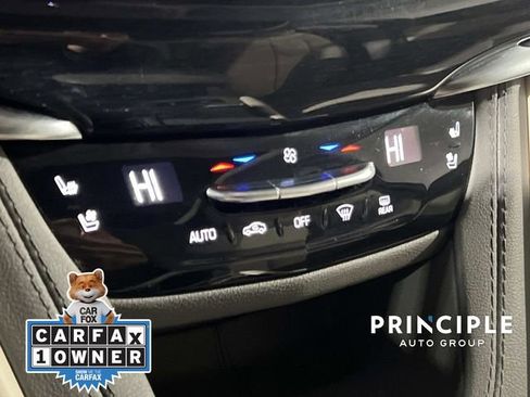 Used 2024 Cadillac XT6 Premium Luxury image 23