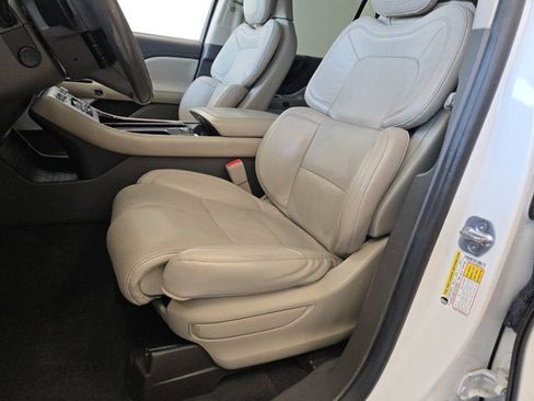 Used 2021 Lincoln Aviator Reserve w/ Equipment Group 210A AWD/4WD image 21