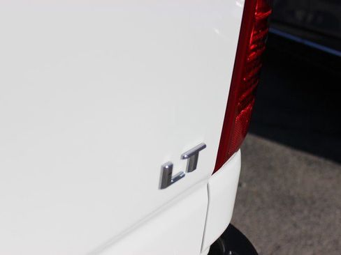 Used 2023 Chevrolet Silverado 2500 LT image 12