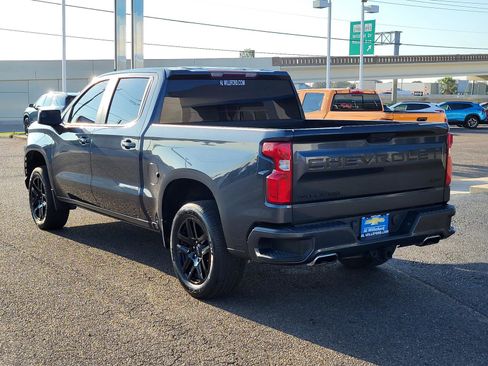 Used 2021 Chevrolet Silverado 1500 RST AWD/4WD image 3