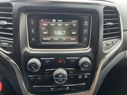 Used 2015 Jeep Grand Cherokee Laredo w/ Quick Order Package 23E image 16