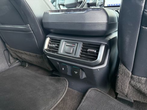 Used 2021 Ford F150 Lariat w/ Equipment Group 502A High AWD/4WD image 27