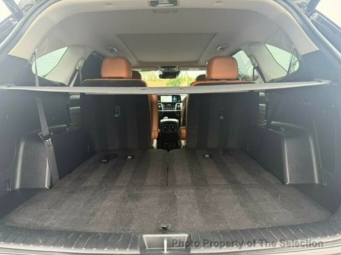 Used 2023 Kia Sorento SX Prestige image 40