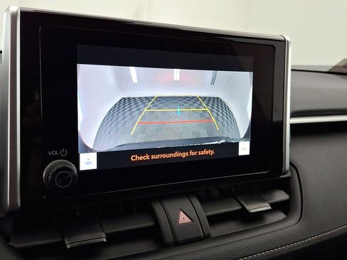 Certified 2025 Toyota RAV4 XLE AWD/4WD image 7