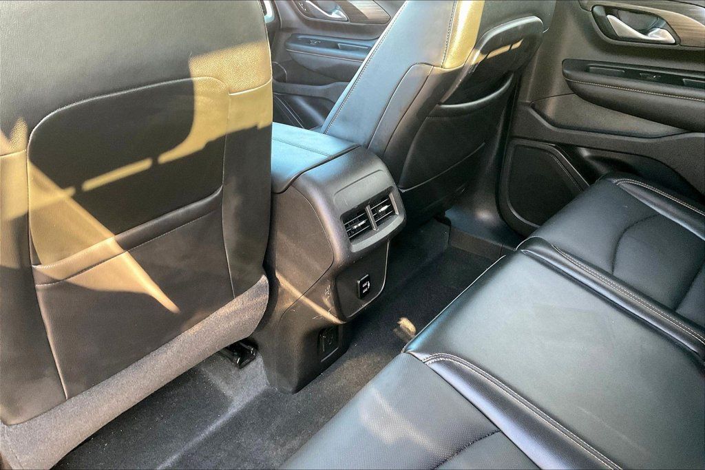 Used 2018 GMC Terrain SLT w/ Preferred Package FWD image 21