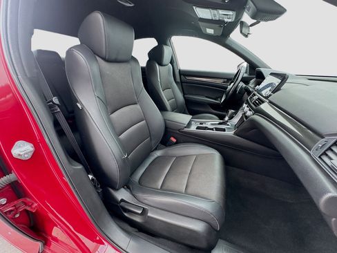 Used 2021 Honda Accord Sport image 18
