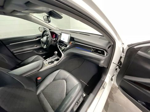 Used 2023 Toyota Camry XSE image 27
