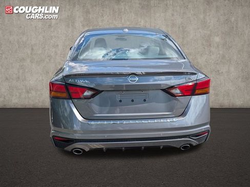 Used 2020 Nissan Altima 2.5 SR FWD image 6