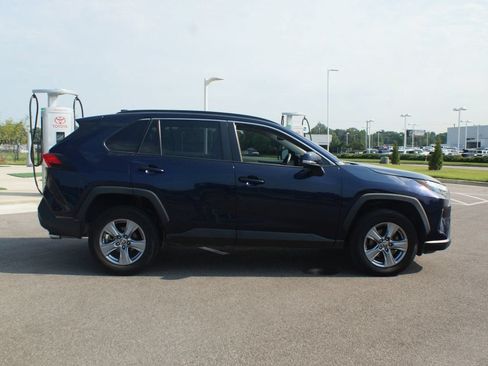 Used 2024 Toyota RAV4 XLE FWD image 20