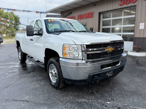Used 2013 Chevrolet Silverado 2500 W/T w/ Snow Plow Prep Package AWD/4WD image 2