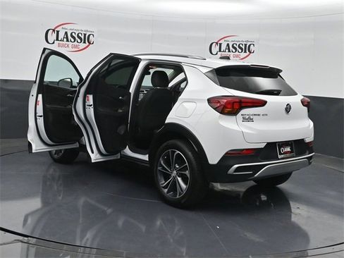 Used 2022 Buick Encore GX Select image 26