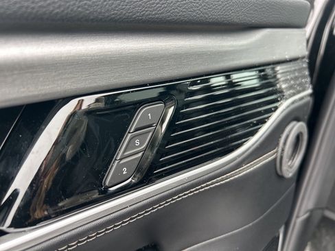 New 2026 Jeep Grand Wagoneer Limited image 20