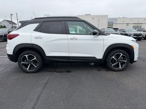 Certified 2023 Chevrolet TrailBlazer RS w/ Convenience Package AWD/4WD image 9