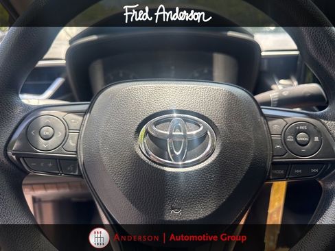 Used 2024 Toyota Corolla LE FWD image 6