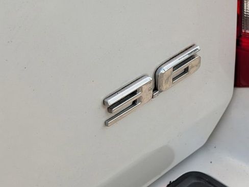 Used 2012 Cadillac SRX Luxury image 15