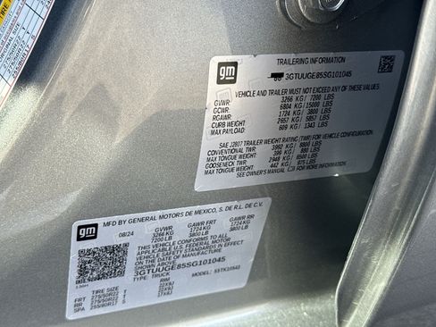 Used 2025 GMC Sierra 1500 Denali w/ Denali Reserve Package AWD/4WD image 35
