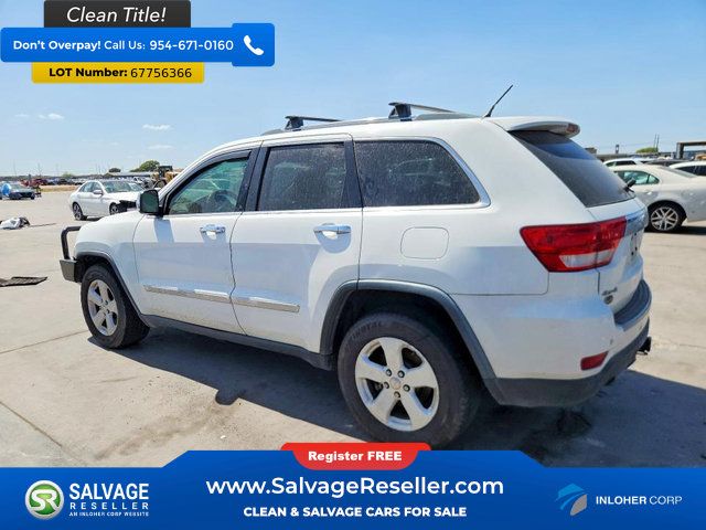 Used 2013 Jeep Grand Cherokee Overland AWD/4WD image 3