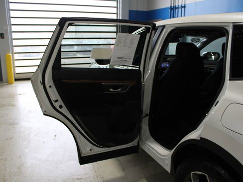 Used 2020 Honda CR-V EX image 16