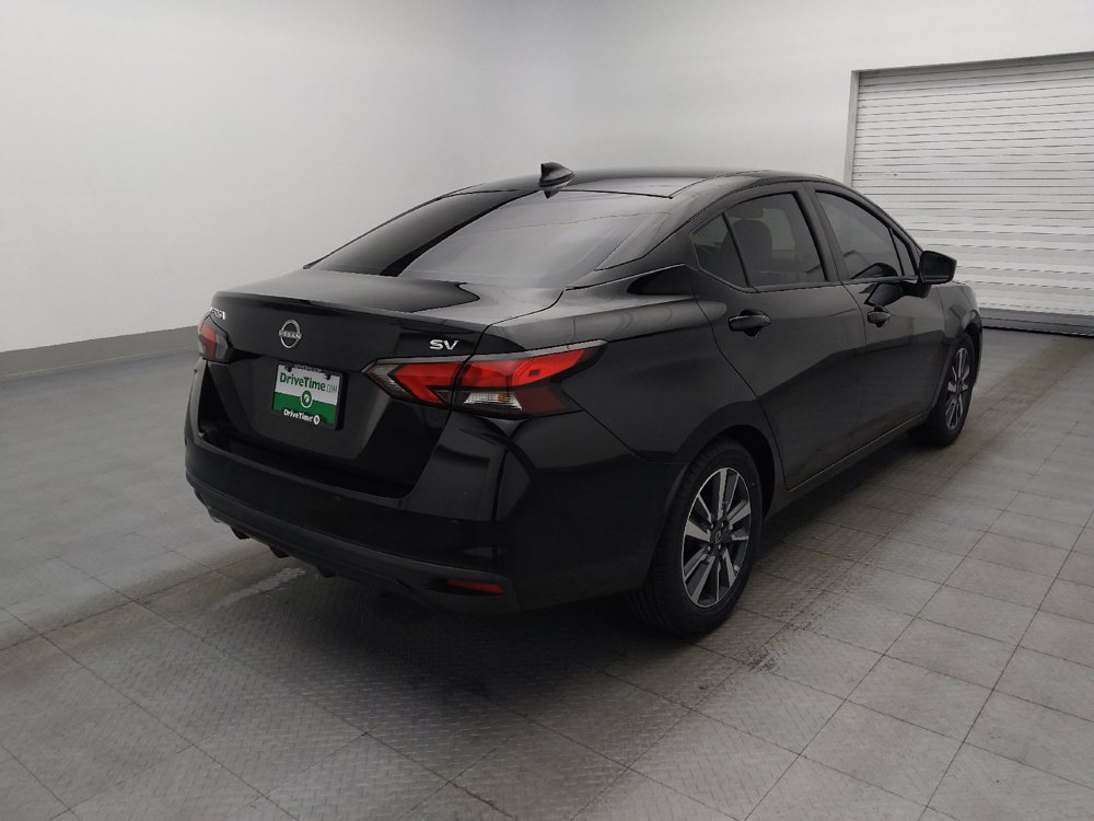 Used 2023 Nissan Versa SV FWD image 9