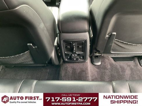 Used 2017 Jeep Grand Cherokee Limited AWD/4WD image 15