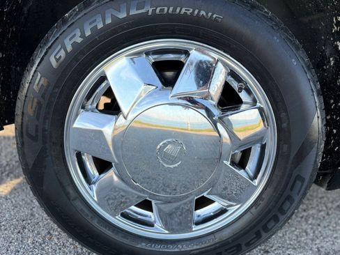 Used 2008 Cadillac DTS w/ Sun And Sound Package FWD image 26