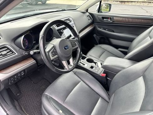 Used 2016 Subaru Outback 2.5i Limited AWD/4WD image 13