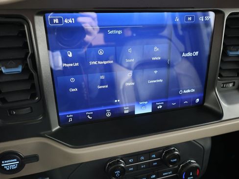 Used 2022 Ford Bronco Wildtrak image 46