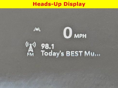 Used 2023 Buick Envision Avenir AWD/4WD image 27
