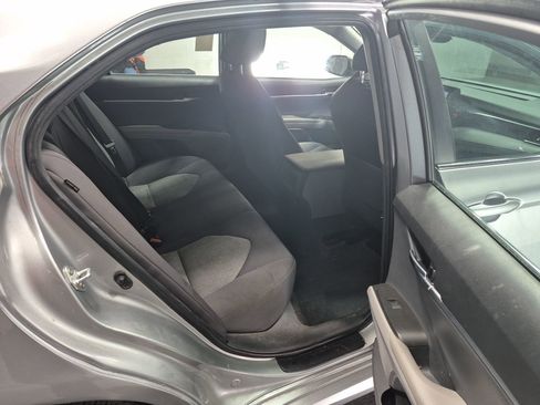 Used 2021 Toyota Camry LE image 10