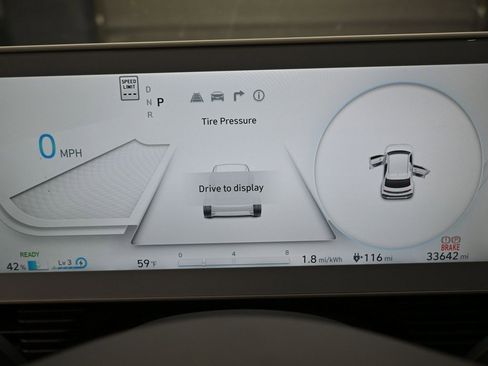 Used 2024 Hyundai Ioniq 5 Limited image 18