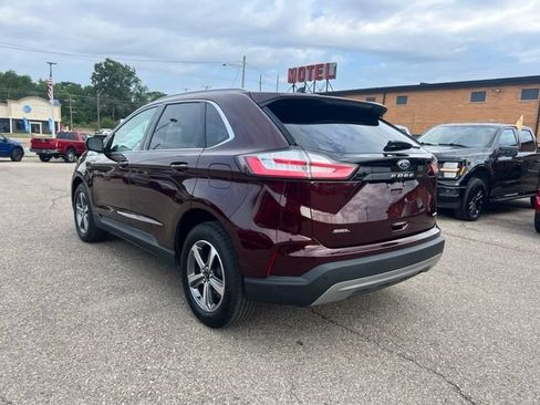 Certified 2023 Ford Edge SEL w/ Convenience Package AWD/4WD image 4
