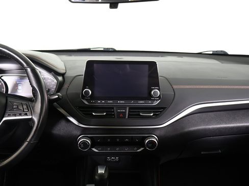 Used 2022 Nissan Altima 2.0 SR image 35