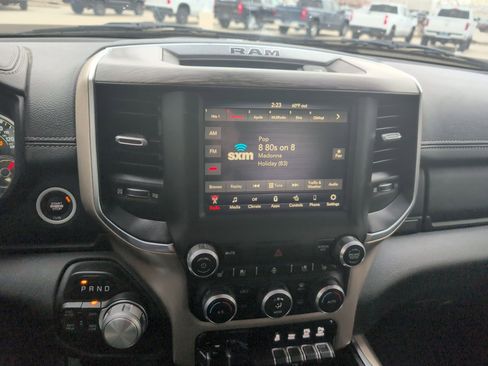 Used 2019 RAM 1500 Laramie image 18