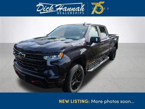 Used 2023 Chevrolet Silverado 1500 LT Trail Boss w/ LT Trail Boss Premium Package AWD/4WD image 1