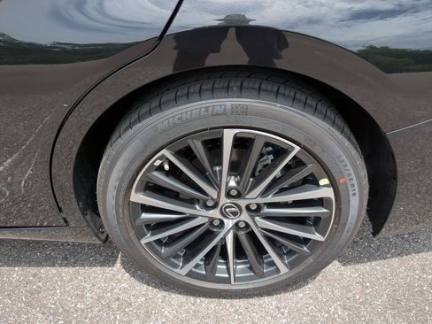 New 2025 Lexus ES 350 w/ Premium Package image 35