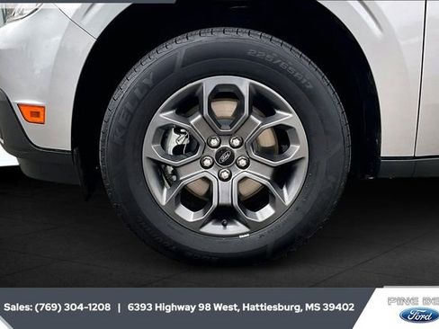 Used 2023 Ford Maverick XLT w/ Equipment Group 300A Standard image 7