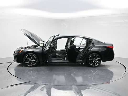 Used 2024 Nissan Altima 2.5 SR image 28