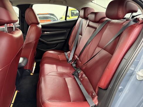 Used 2023 MAZDA MAZDA3 s image 22