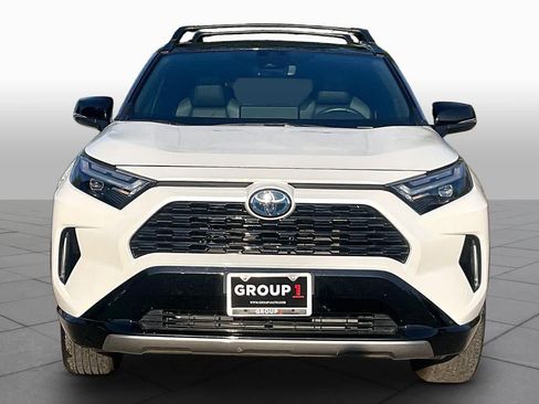 Used 2024 Toyota RAV4 XSE AWD/4WD image 4