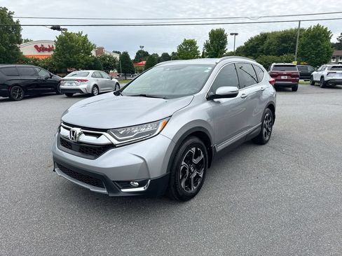 Used 2019 Honda CR-V Touring image 3
