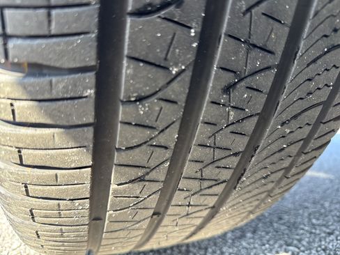 Used 2025 Ford Explorer Platinum w/ LUX Leather Package image 12