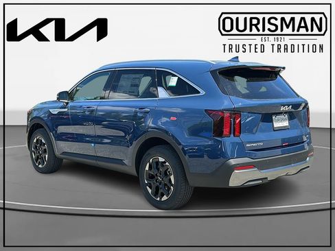 New 2026 Kia Sorento S AWD/4WD image 3