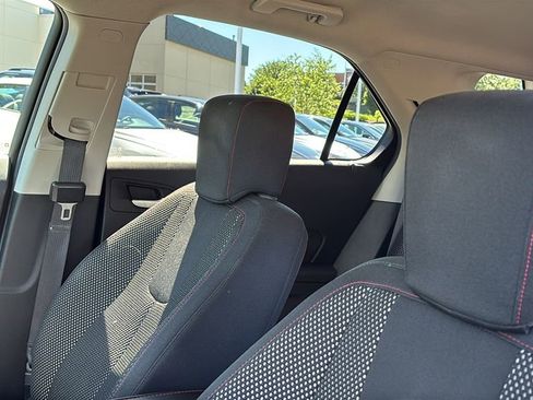 Used 2014 Chevrolet Equinox LT FWD image 24