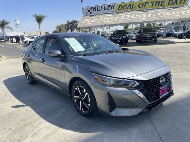 Used 2024 Nissan Sentra SV FWD image 2