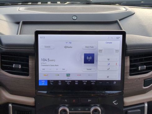 Used 2024 Ford Expedition Limited image 18