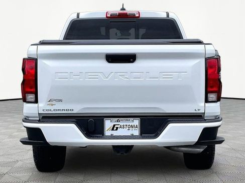 Used 2024 Chevrolet Colorado LT w/ LT Convenience Package RWD image 6