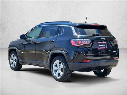 Used 2018 Jeep Compass Latitude w/ Popular Equipment Group FWD image 6