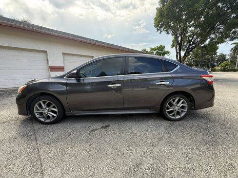 Used 2014 Nissan Sentra SR FWD image 3