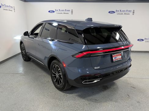 New 2026 Lincoln Nautilus Premier w/ Equipment Group 102A image 31